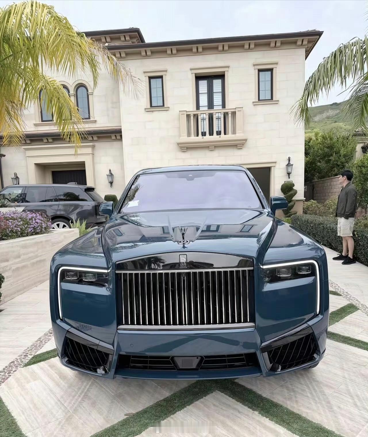 这就是为什么我没有把极氪列为纯原创品牌的原因。除了9X和8X……极氪其他车型确实