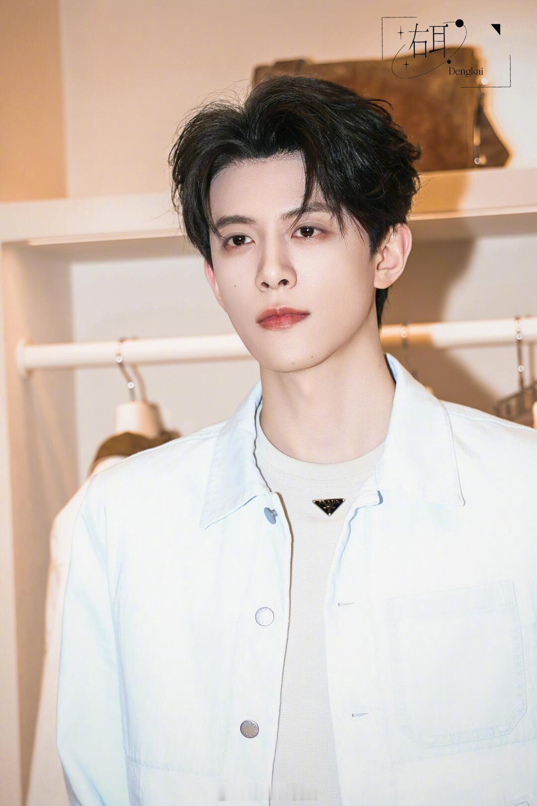 邓凯回应一夜爆红邓凯 新人美时期很珍贵既能珍惜新人阶段的美好，又不甘止步、愿意持