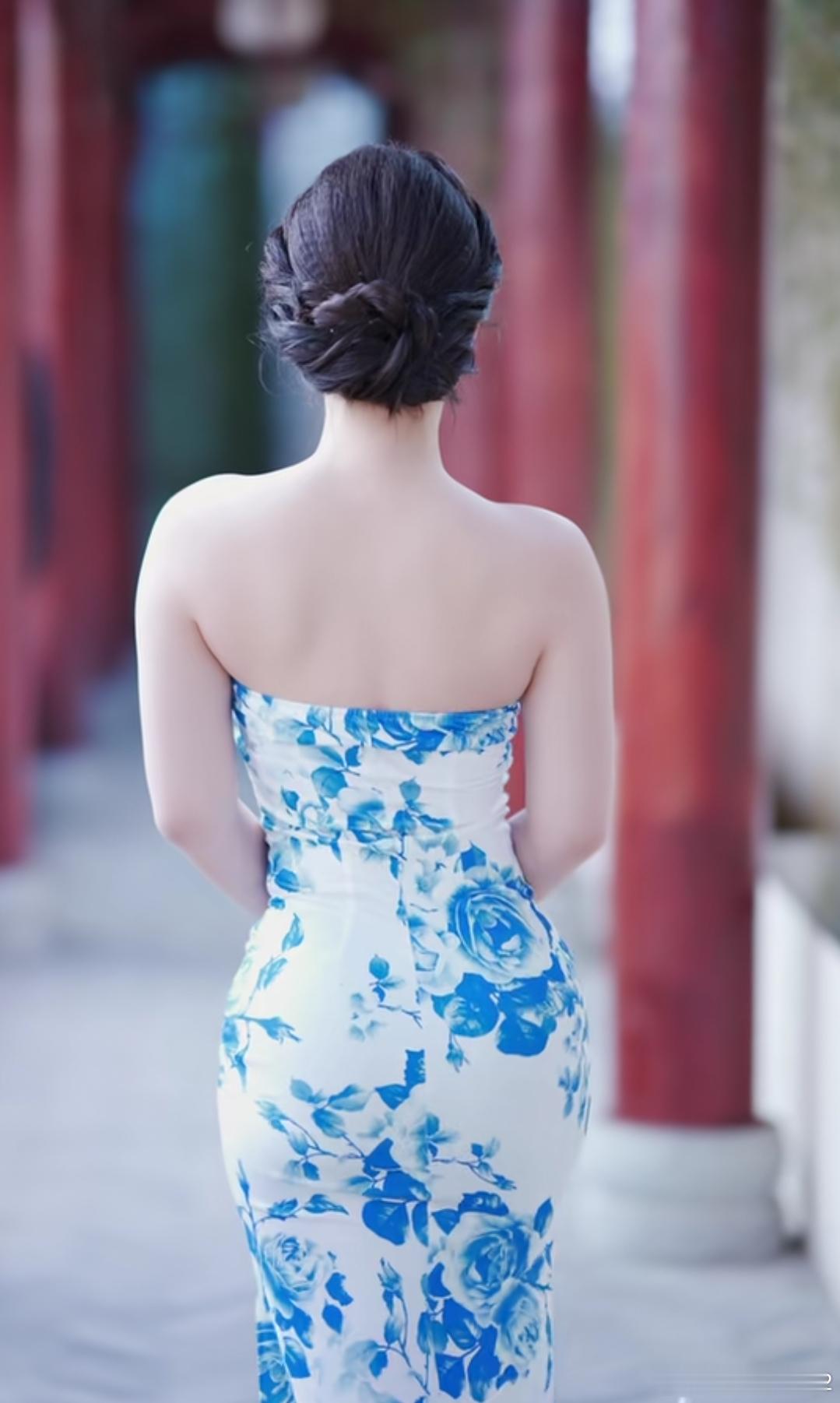 洋洋高锐“白月光·吗”◎谁说过……女人喜欢朱沙痣……男人喜欢白月光真的……吗◎“