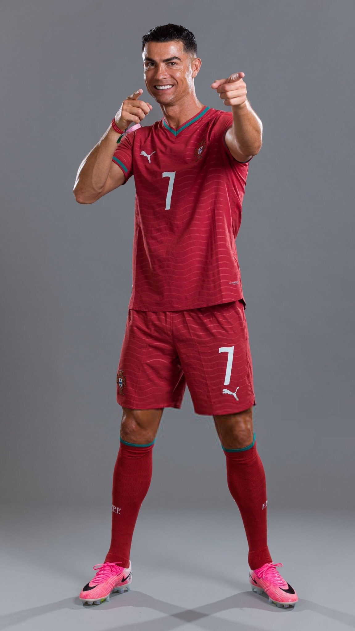 C罗美加墨世界杯定妆照 “记住，我叫CR7” 围观世界杯