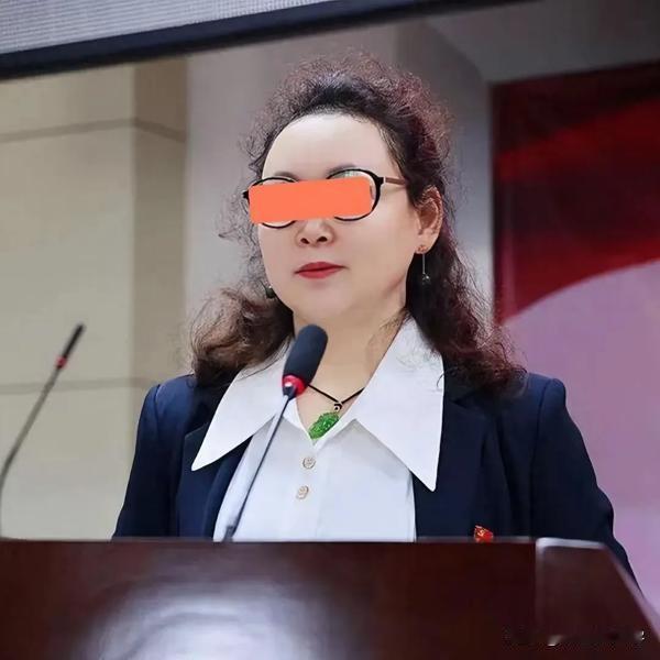 湖北省宜昌市西陵区学院街道翁家堰社区党委书记、居委会主任龚某走了湖北省宜昌市西陵