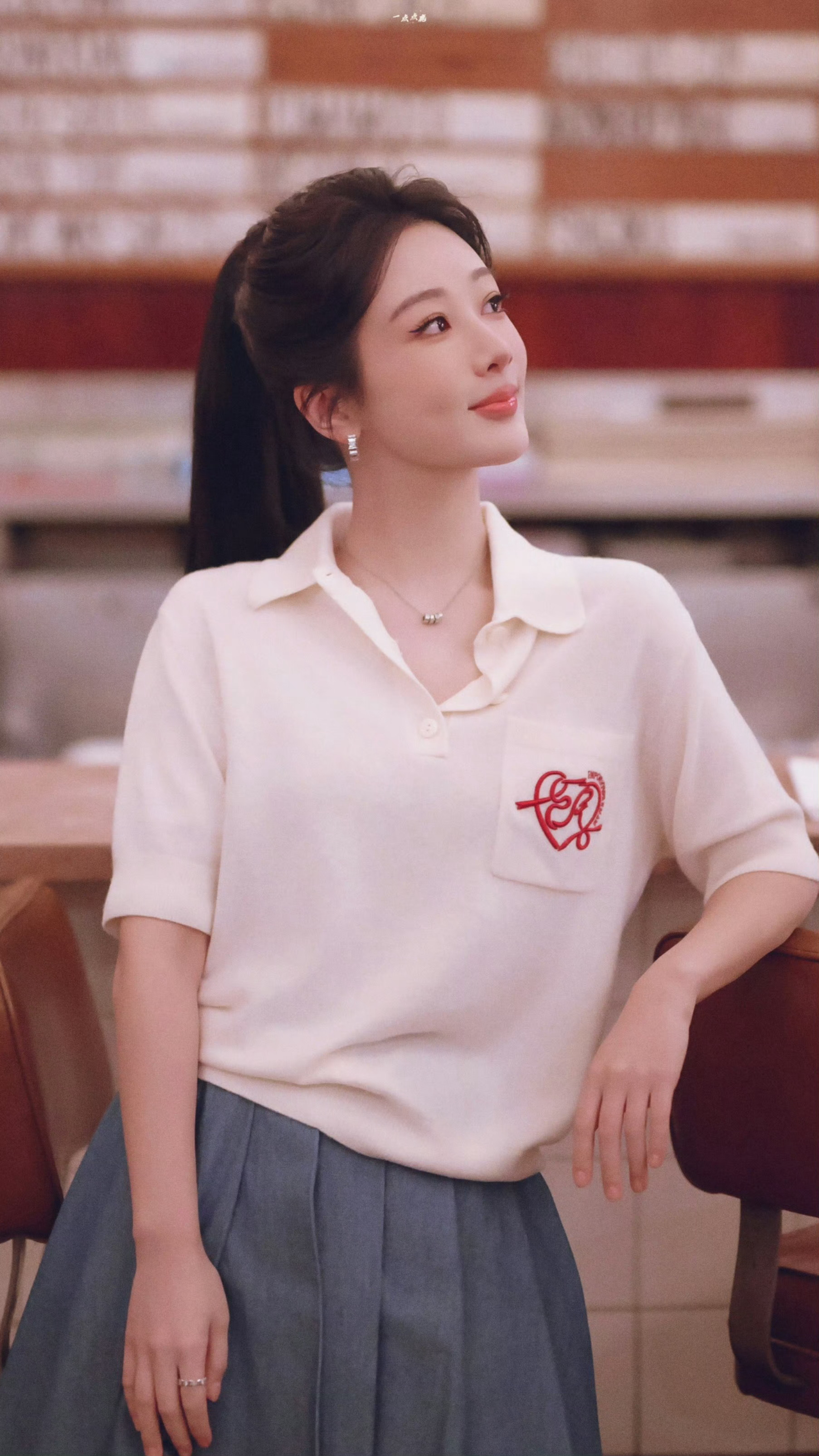杨紫杨紫观战世界杯决赛 yz 杨紫世界杯造型 yz杨紫世界杯造型 yz“星星在夜