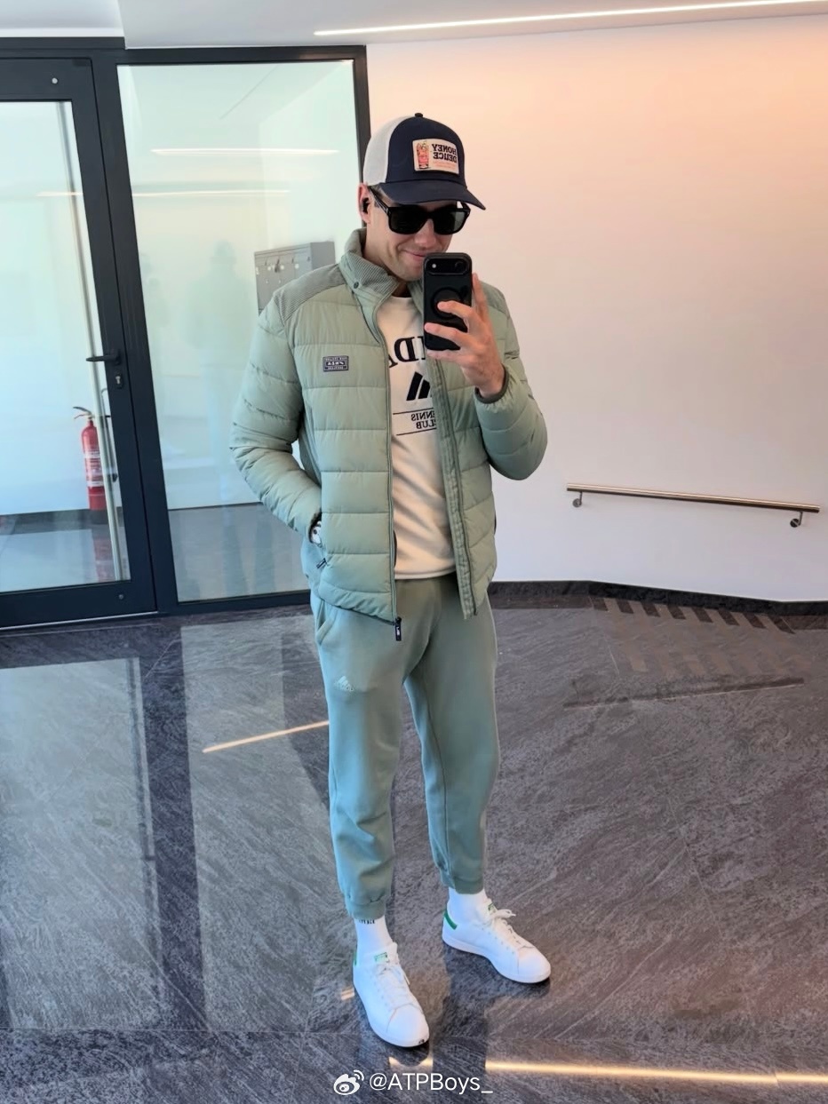 猜猜我是谁 一位也很喜欢发PLOG的、很有意思的球员atpboys