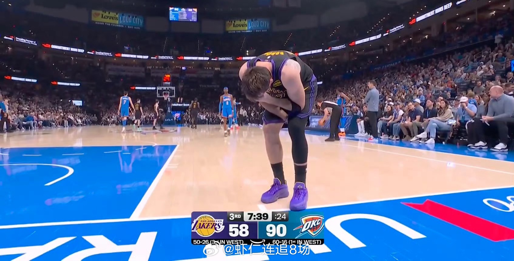 雪上加霜啊湖人！东契奇长期带伤作战，左肘伤病与双腿“持续性隐痛”需全天候治疗维持