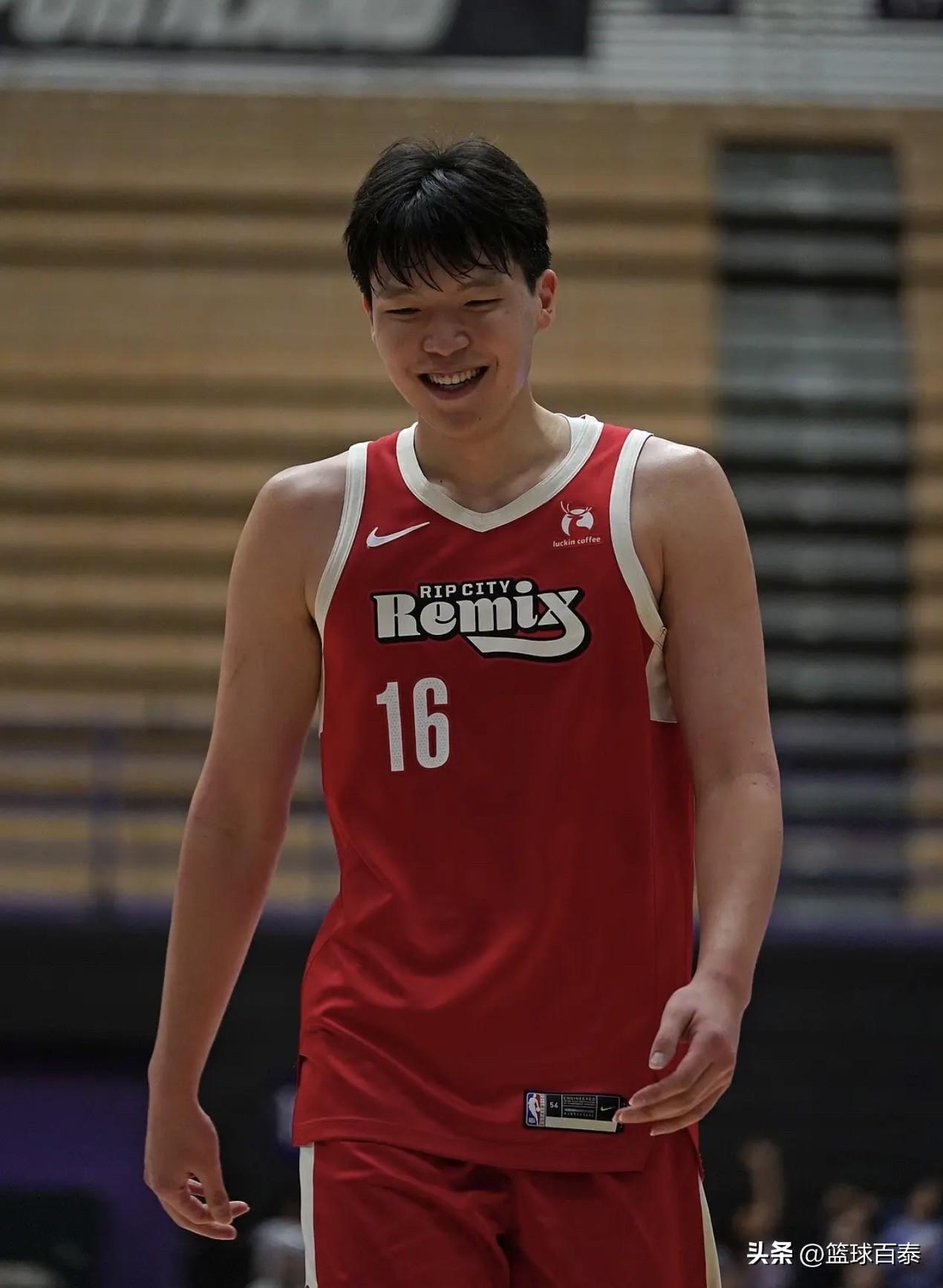 新老板观战，杨瀚森高效发挥，三项全队第一，混音遗憾逆转未果117:126不敌猛龙