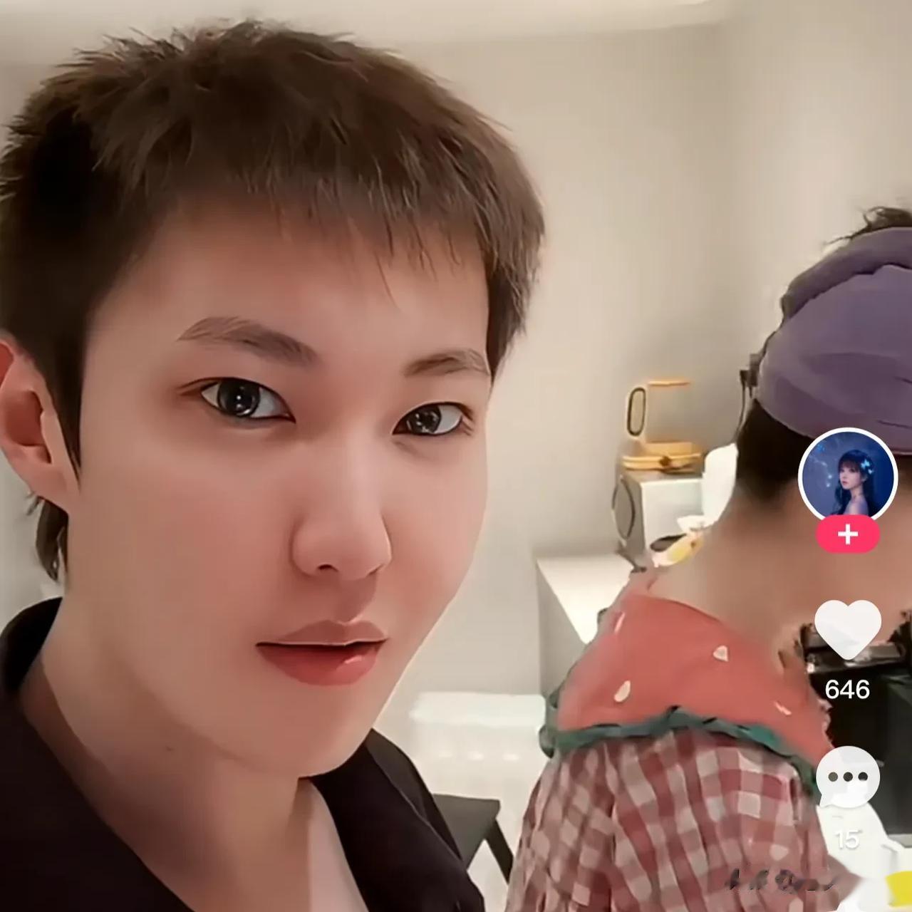 赵本山女儿解释门当户对比的，不是钱而是三观和对婚姻的看法。

球球表示门当户对不