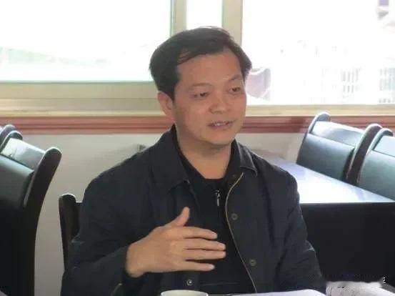 太狠了，权钱色交织腐化，衡阳原组织部长胡绪阳被“双开”！

看到这个新闻，官方直
