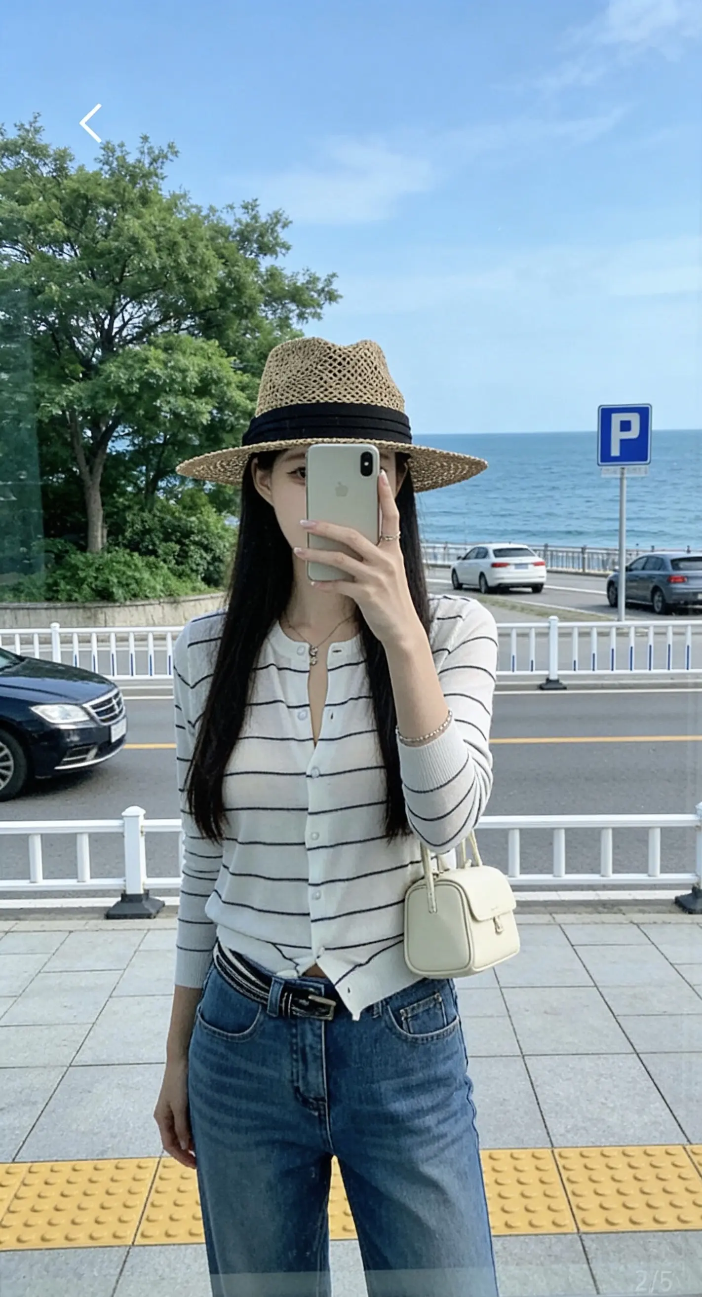 “日子可温可暖，拥有什么就享受什么，不强求，不执着，心安便是归处.” ...