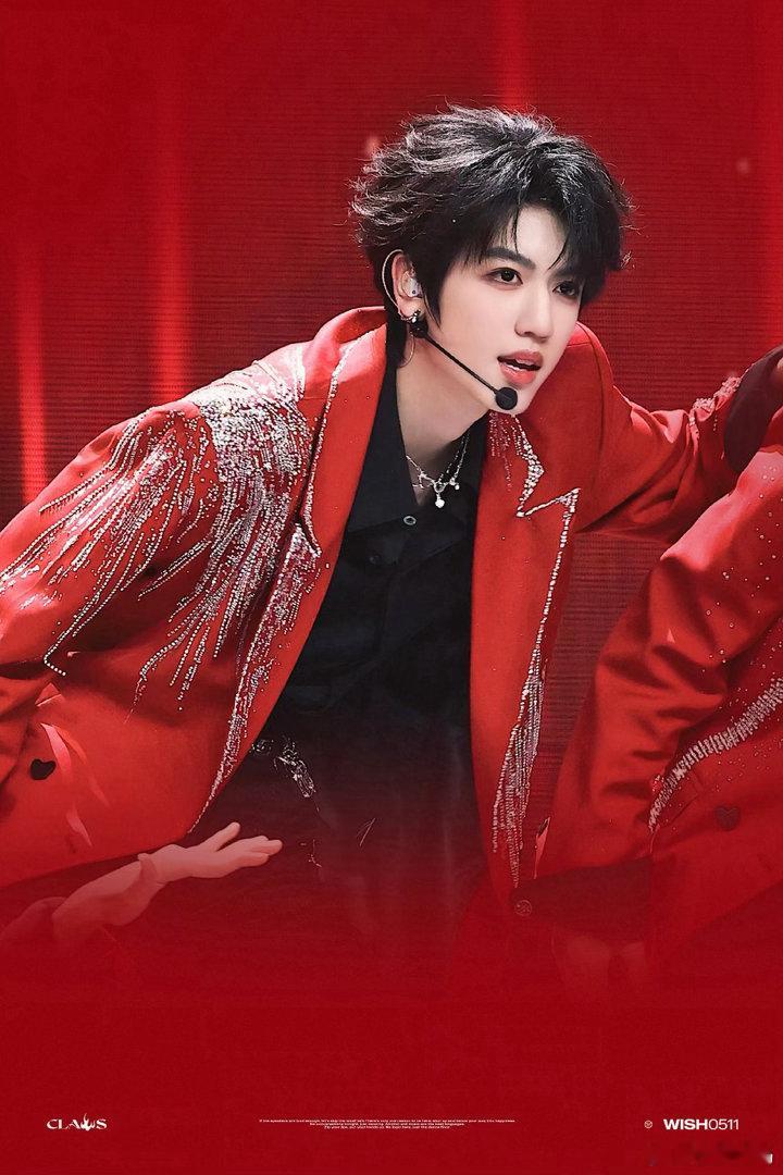 张桂源 眉压眼 好想感慨张桂源是浓颜骨相➕眉压眼的神…天生为大屏幕而生的脸粉丝应