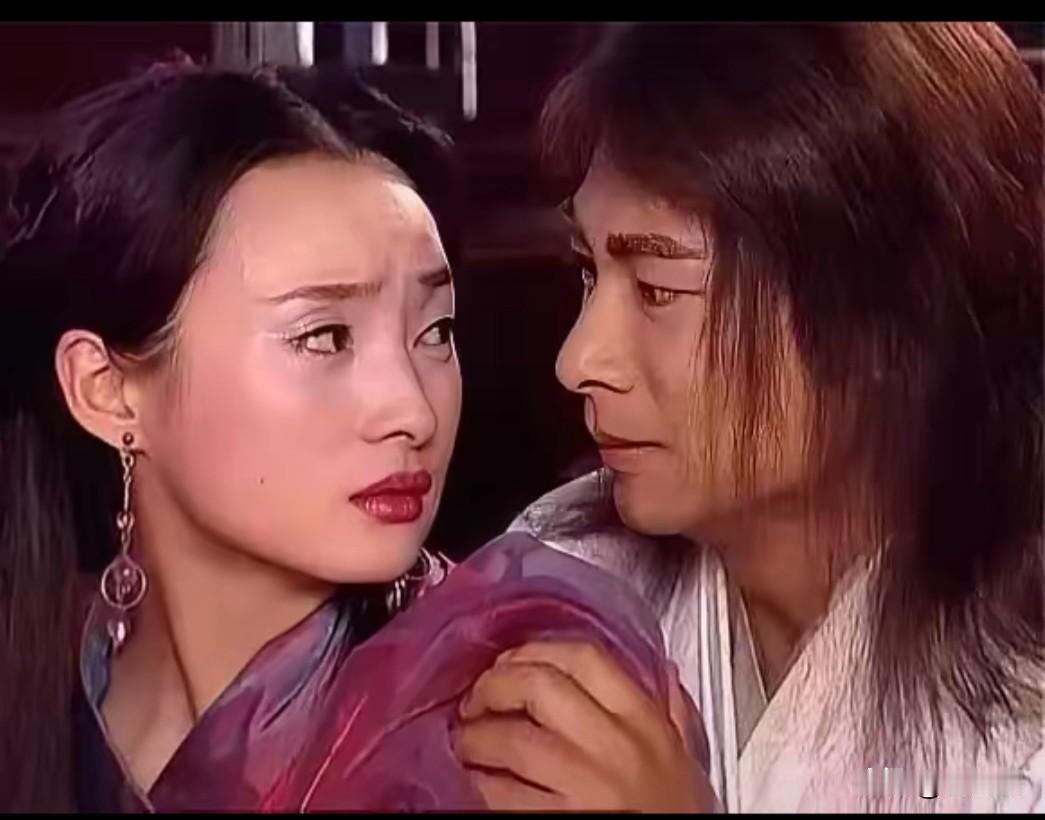 明明知道是女主她，可就是看着不太像了，是不是给虐惊的原因[what]
