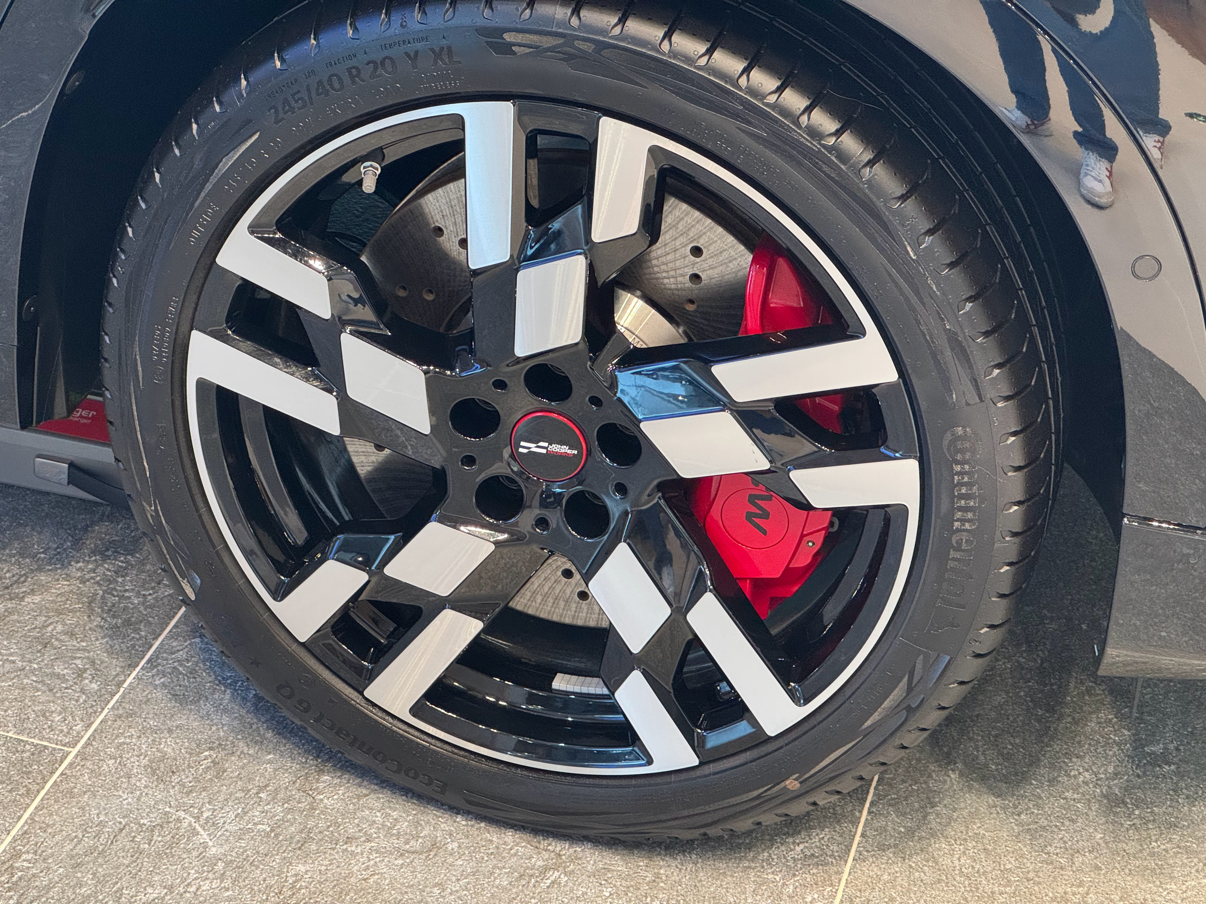 Mini 这个 JCW COUNTRYMAN 还挺帅啊 ​​​
