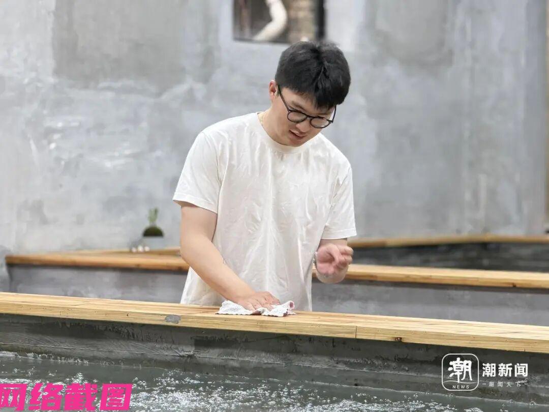 杭州萧山有家专门做室内的钓鱼馆，可想而知这里没有室内的嘈杂，当然也没有室外的暴晒