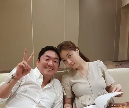 我们花花不仅是大叔控，还爱打男友！