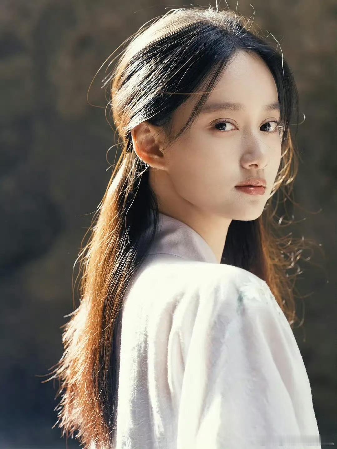 妍妍让夏梦客串一下 