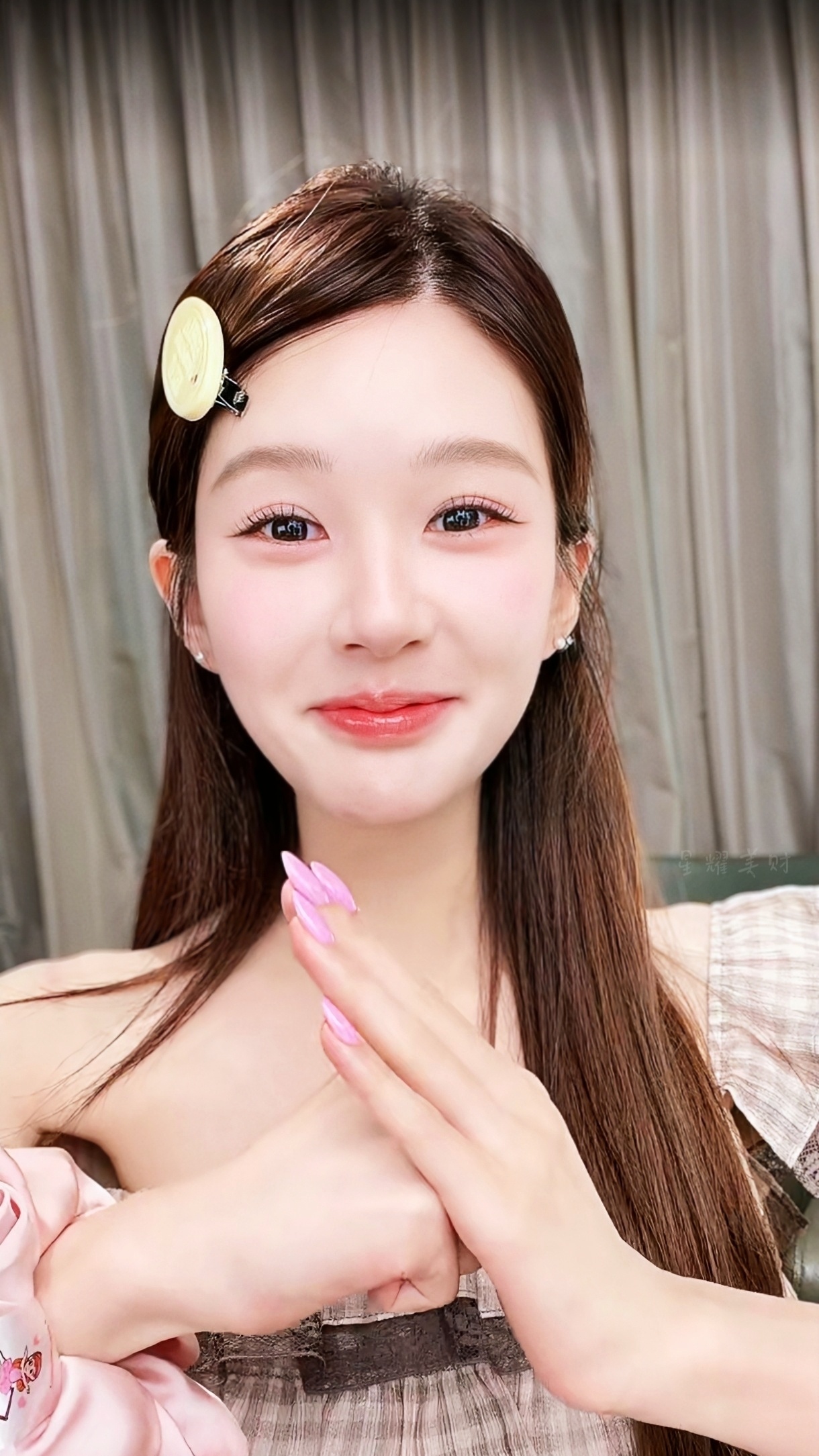赵露思 💜【调色】人间水蜜桃🍑💜赵露思   专栏 · 宝贝露思美图集💗