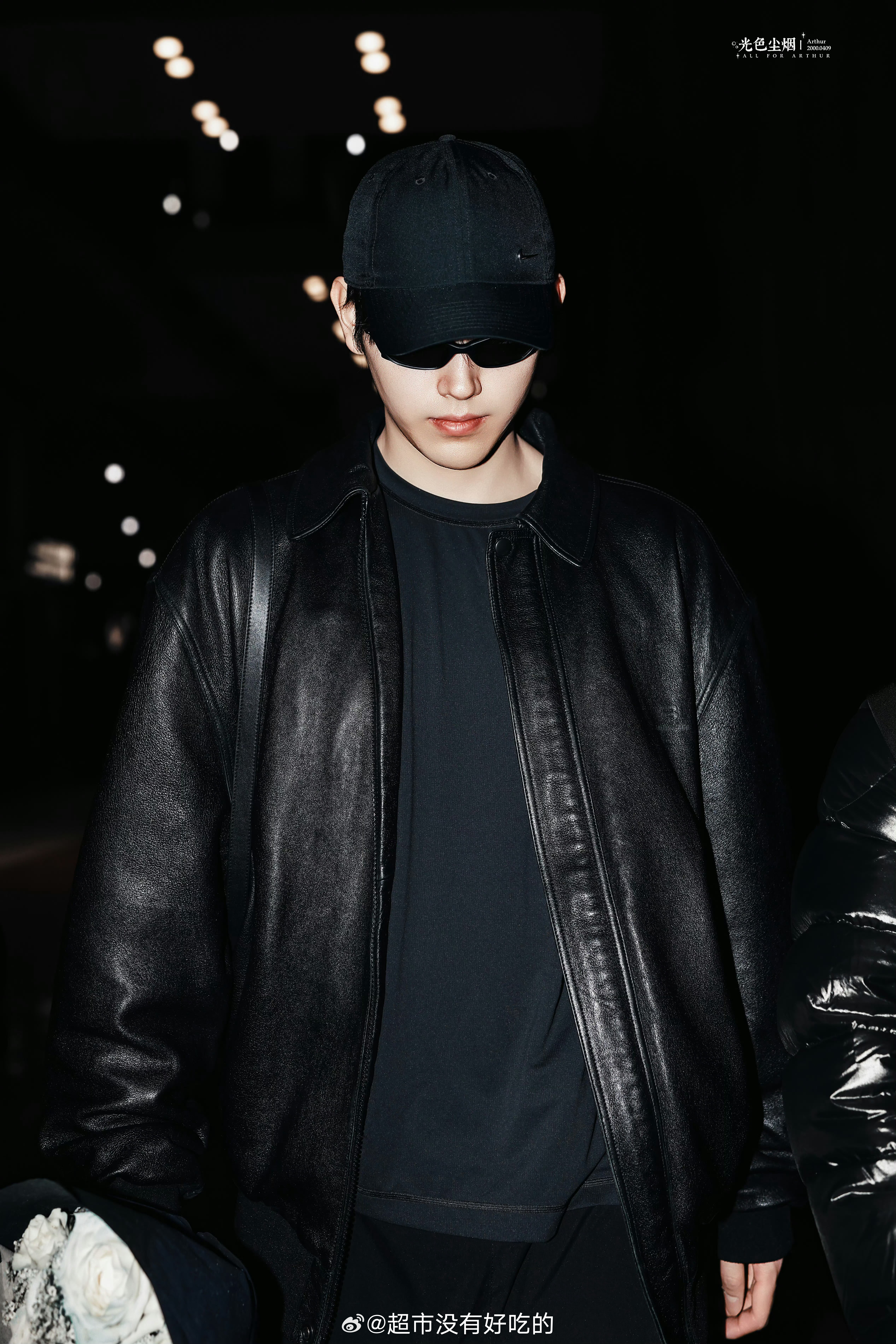 陈飞宇巴黎到达，期待帅哥巴黎看秀 