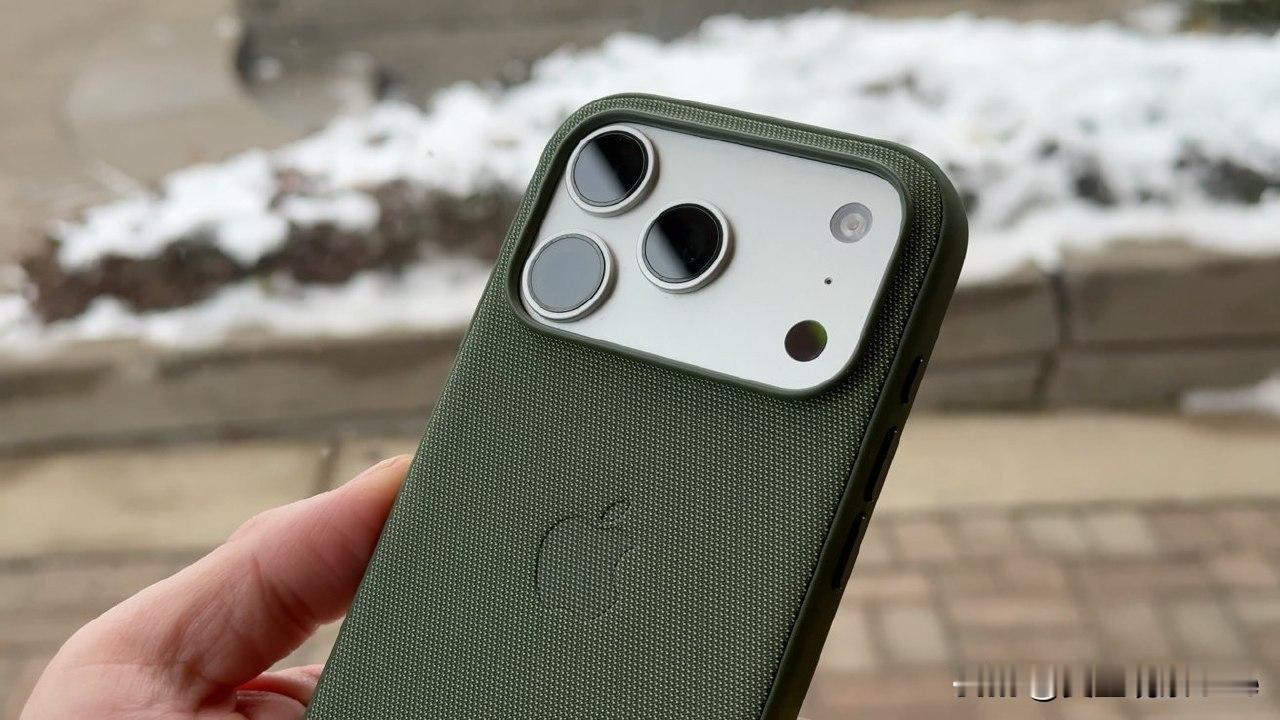 iPhone 18要"分段上市"了：Pro九月照常，标准版拖到明年春天
苹果一年