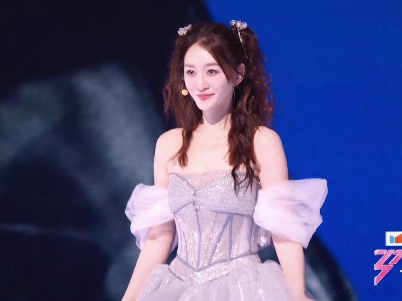 李小冉 好想看我们的二创李小冉本人在线催更《心愿便利贴》二创啦🤣 魔性跑调搭配