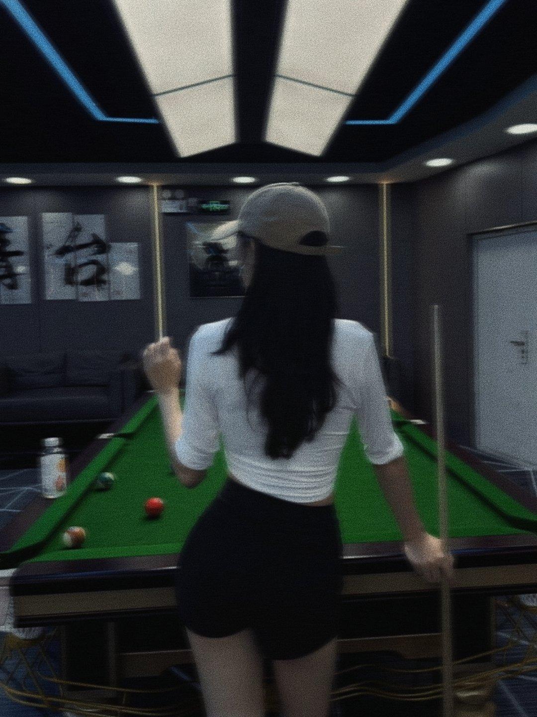 喂，出来打球了！！跟我姐妹等你们很久了！！！     💓💓💓