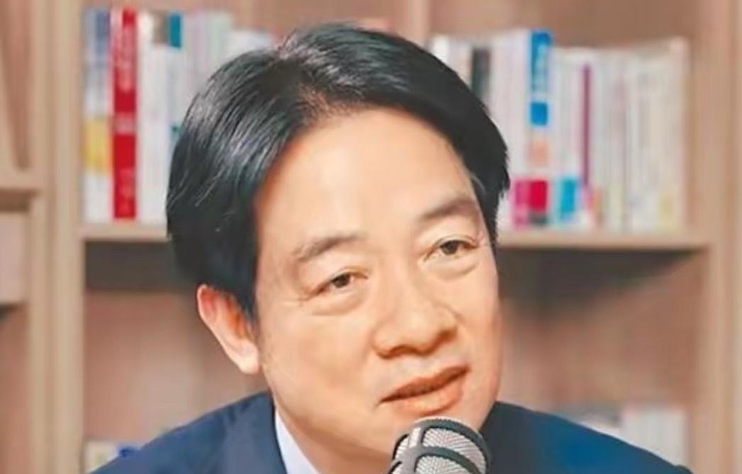 真没想到，这帮平日里在岛内电视塔里扯着嗓子叫嚣的名嘴们，一夜之间全变了调！就在几