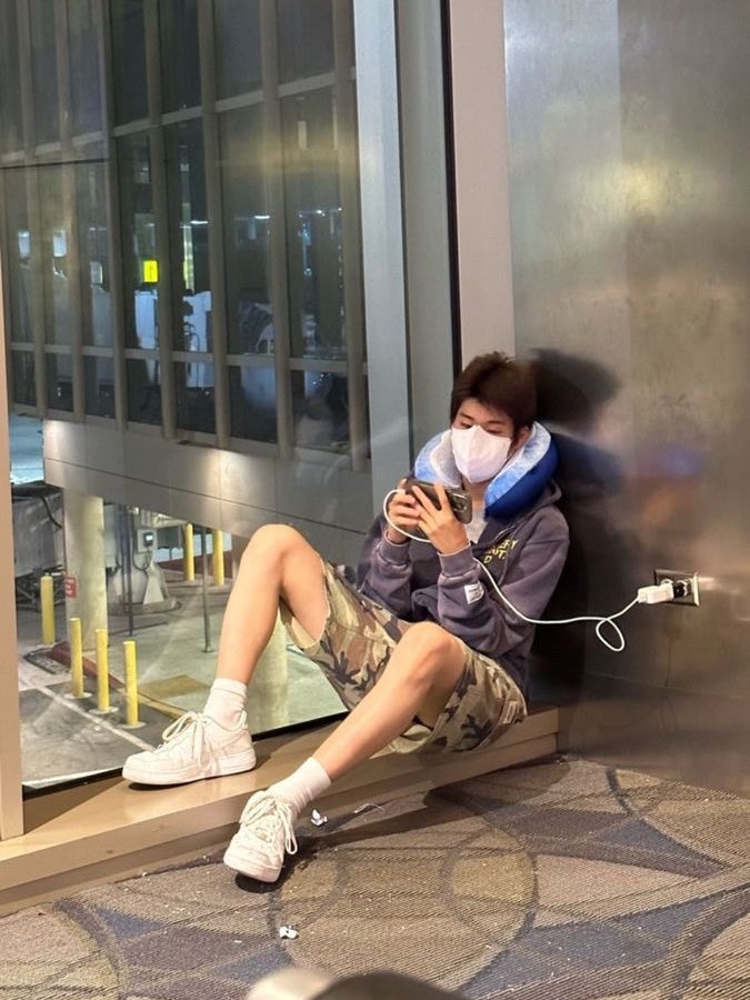 从最开始的无所有到迎来自己的第一个单人代言，值得纪念的日子