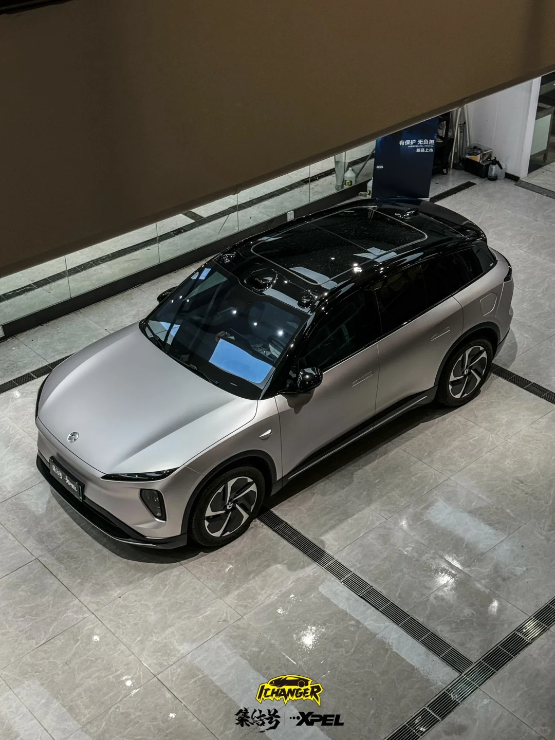 蔚来这次又帅出新高度，近在咫尺的飒😎