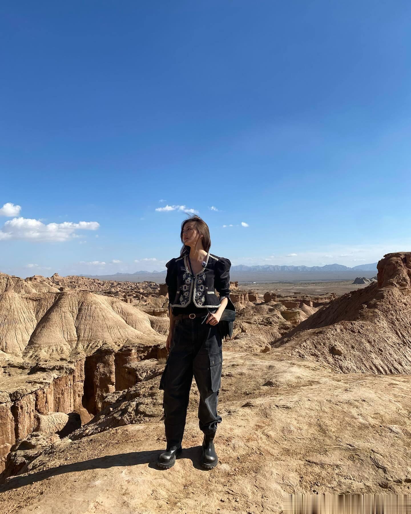 吴千语 爱运动 爱美食 自信又美好的状态#Ins##吴千语礼服# ​​​