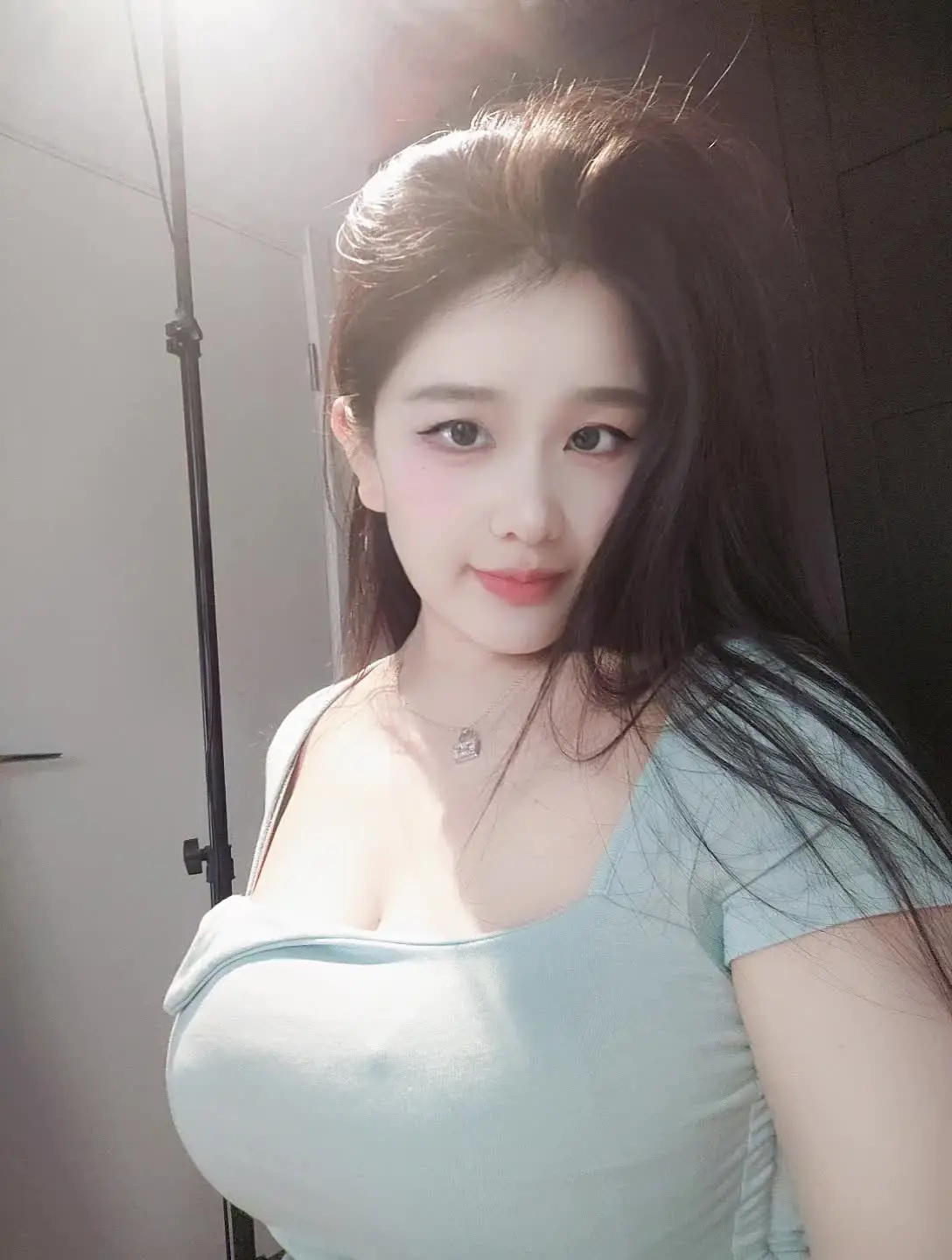 没手段 愿者上钩这个衣服真的弹力大