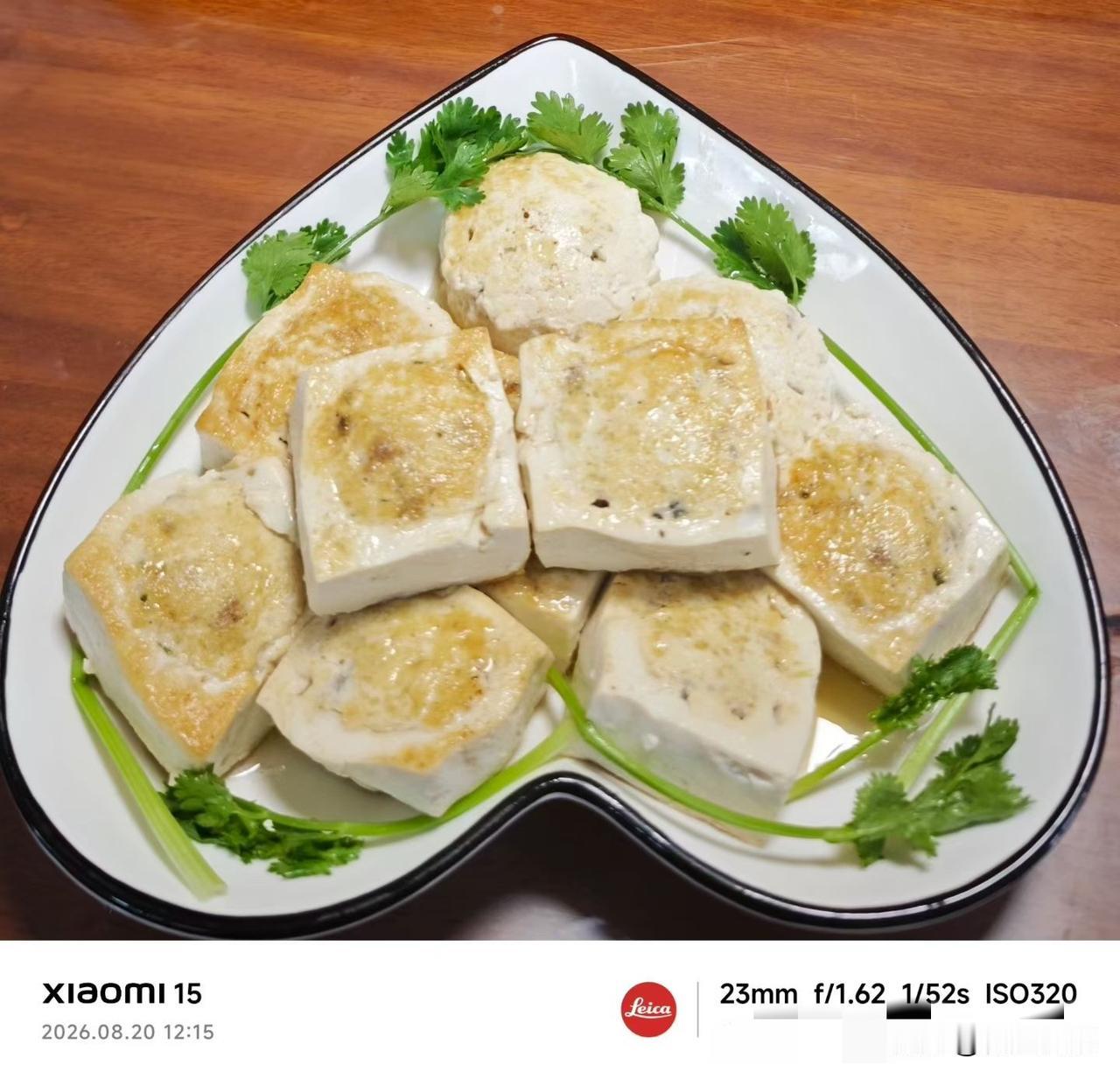 自制豆腐酿，用料简单，经济实惠，健康美味！✨[爱慕][憨笑]
一、食材有：一块水