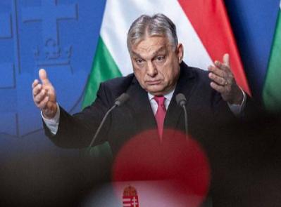 匈牙利总理欧尔班·维克托警告： 
“未经与俄罗斯协商，就把西欧士兵派往乌克兰，是