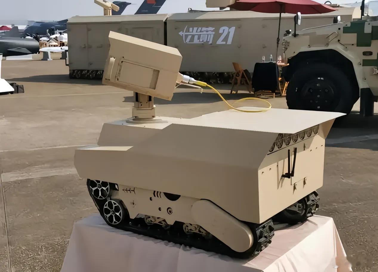 激光武器：美国5000米，中国：意外惊喜。在全球军事竞赛的大棋局中，一场无声的激