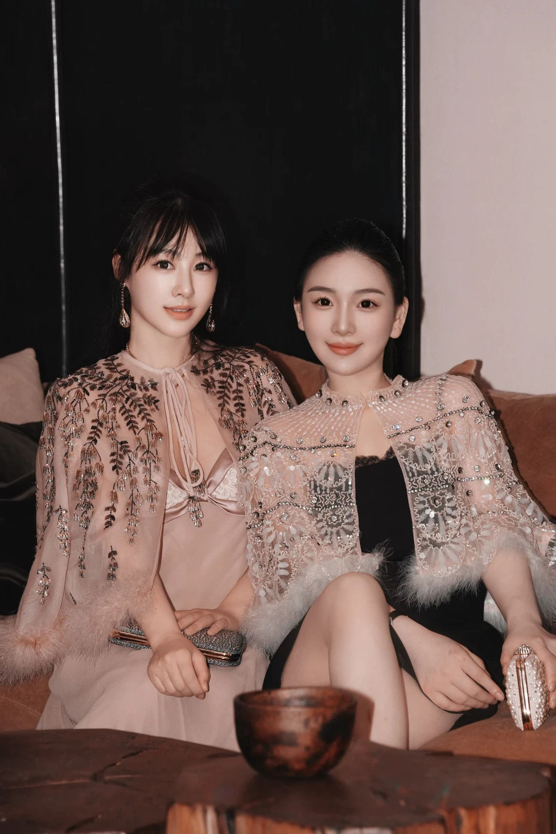姐妹相聚一定是闪闪发光