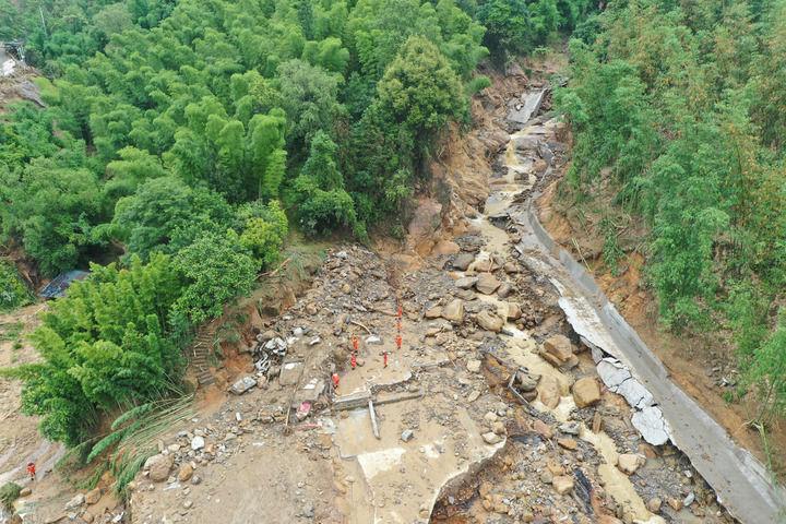 据“永川发布”5月24日消息，5月23日夜间至24日凌晨，重庆市永川区突发瞬时极