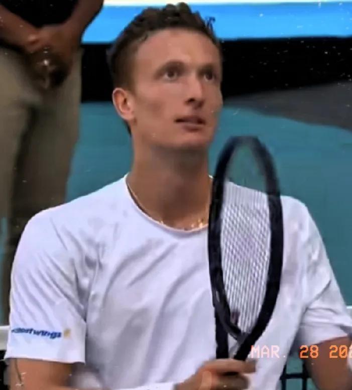 ATP1000赛迈阿密男单首位决赛选手出炉！
两位世界排名20开外选手今天凌晨一