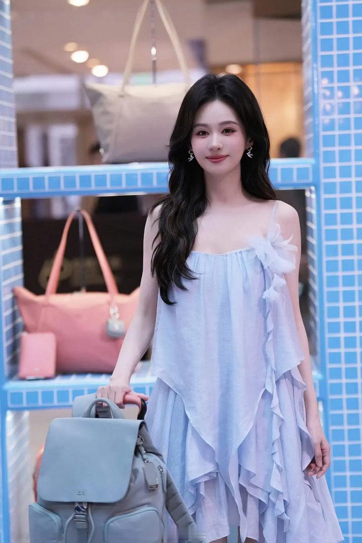 郑合惠子有效播剧——TUMI品牌挚友 