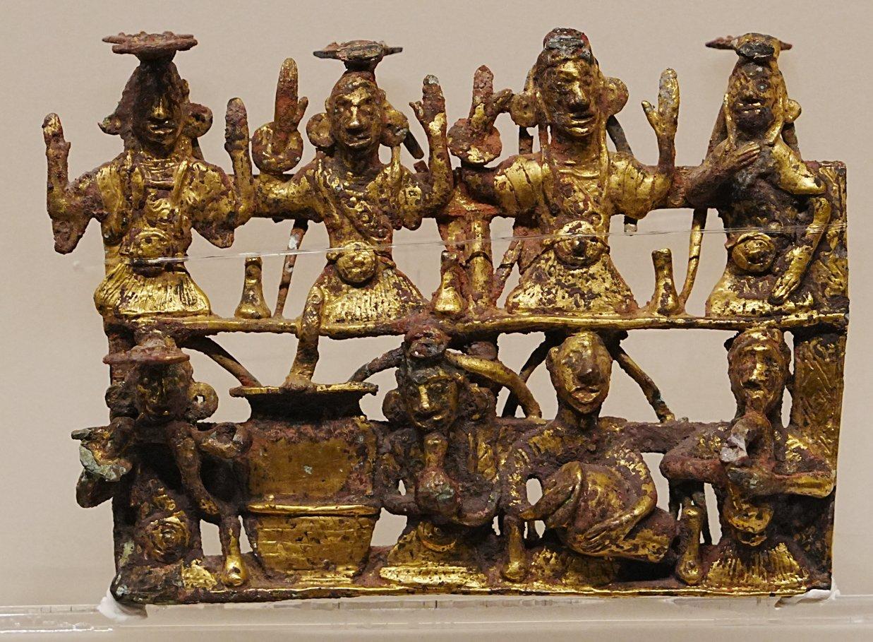 从2月24日开始连轴转，到今天终于消停了一会儿。 
文史考古界麻烦大了。 
我们