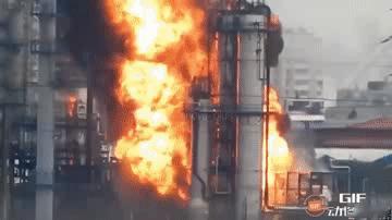 乌克兰无人机于6月16日上午袭击了莫斯科炼油厂。 该炼油厂位于俄罗斯联邦首都卡波