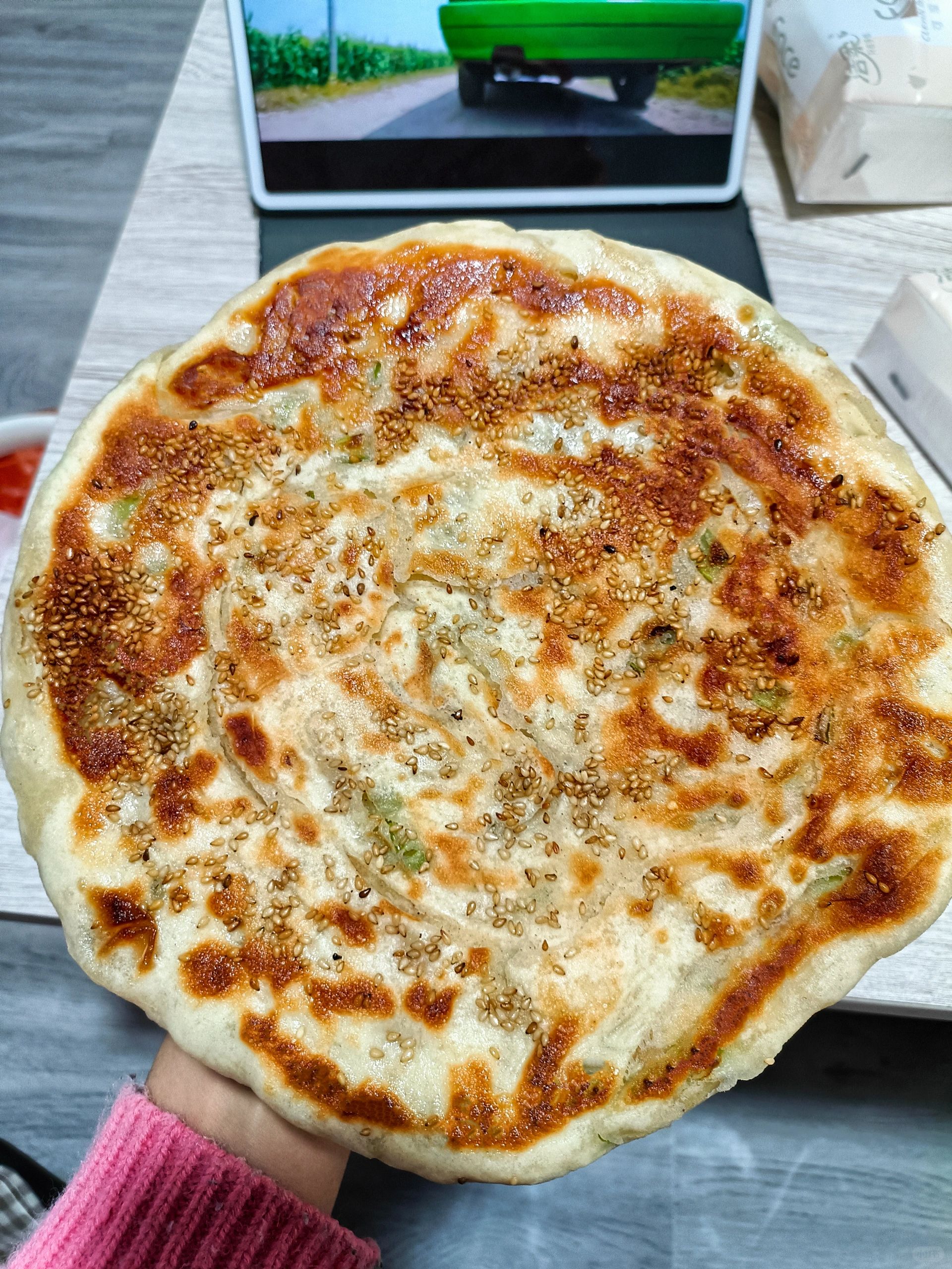 葱花发面饼，姐在烙饼这一块从来就没输过！