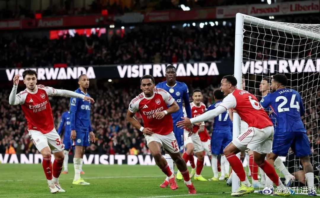 铁卫助攻独享队史第1，阿森纳2-1切尔西，破曼联纪录力压蓝月军团英超卫冕冠军利物