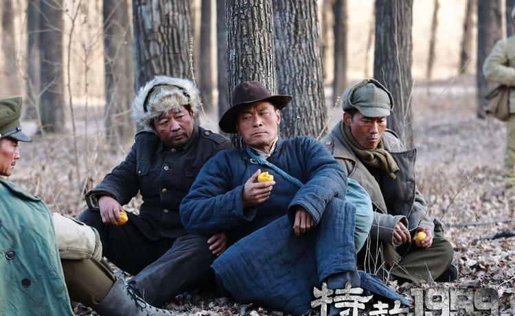 1999年，内蒙古一男子被债主追债，无路可逃时，突然想起父亲说过：有困难时，地窖