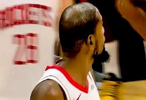 杜兰特：大声点，让我听听你们在喷我什么。

杜兰特这性格真藏不住！今天打骑士又跟