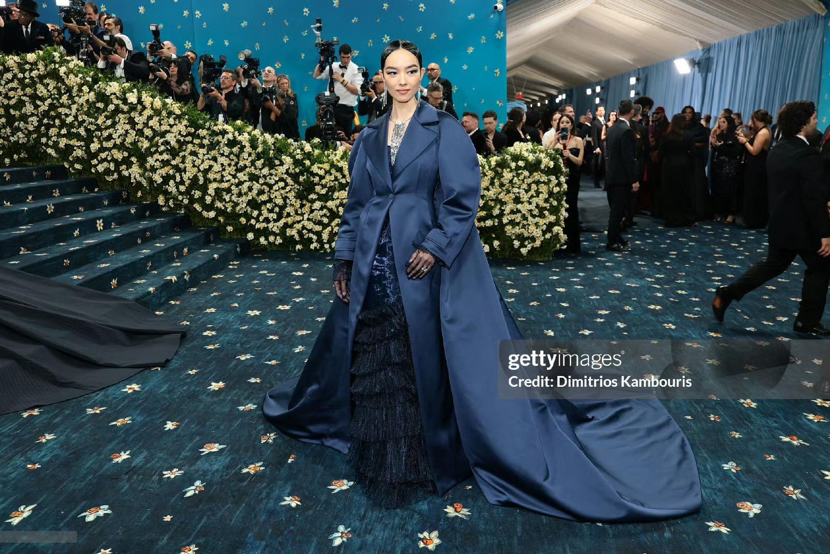 孙菲菲｜Met Gala 2025超模菲菲来啦[打call] ​​​
