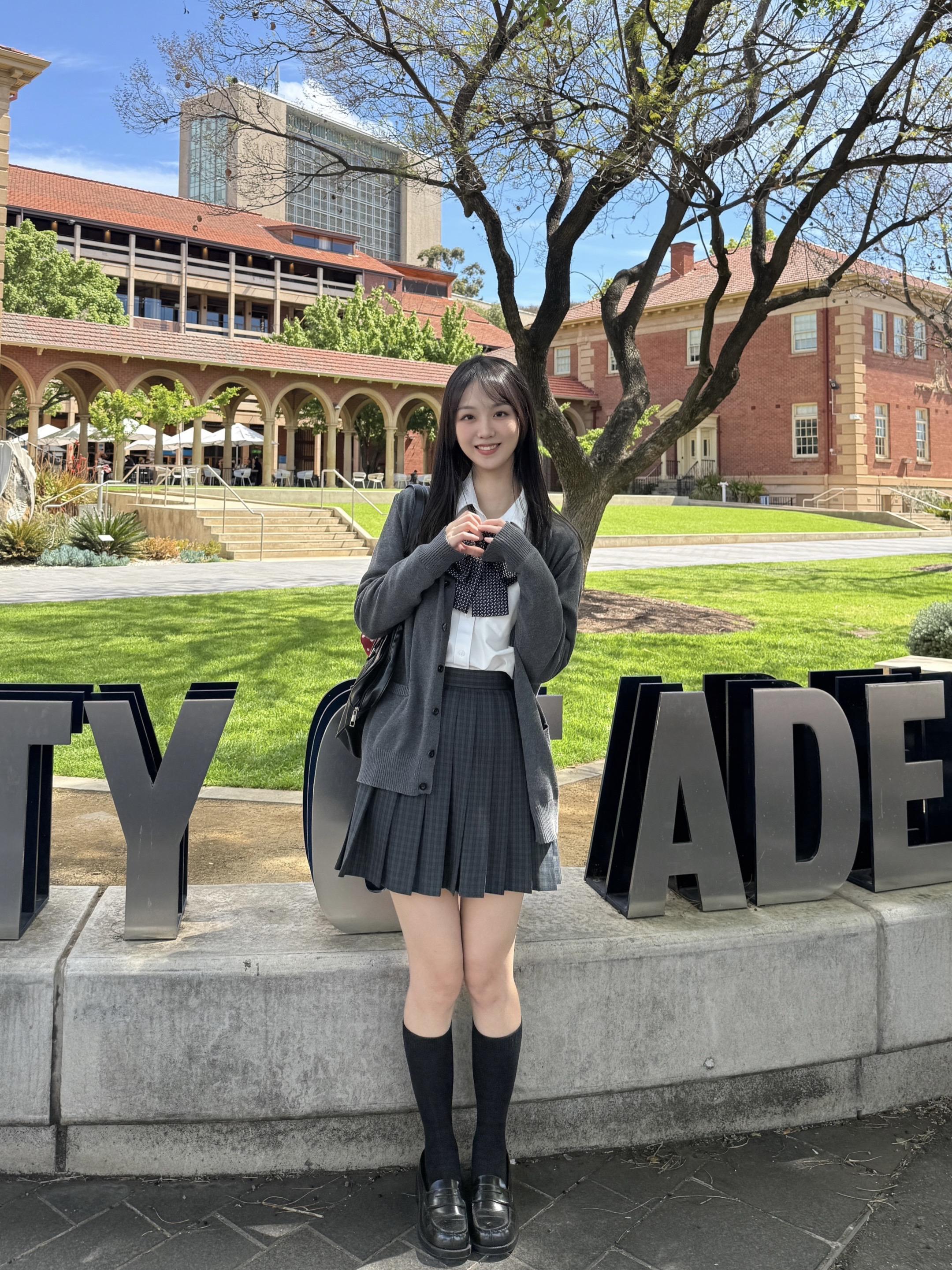 敏感的全称是“敏锐的感知”，它不是一个贬义词，它是一种天赋。