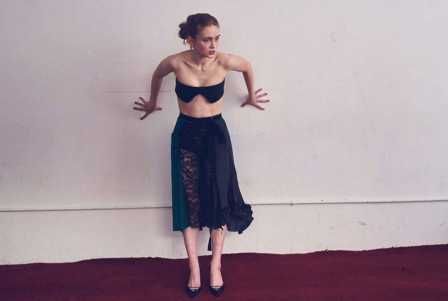 Pop Magazine S/S 2026  红发的Sadie Sink，文艺清