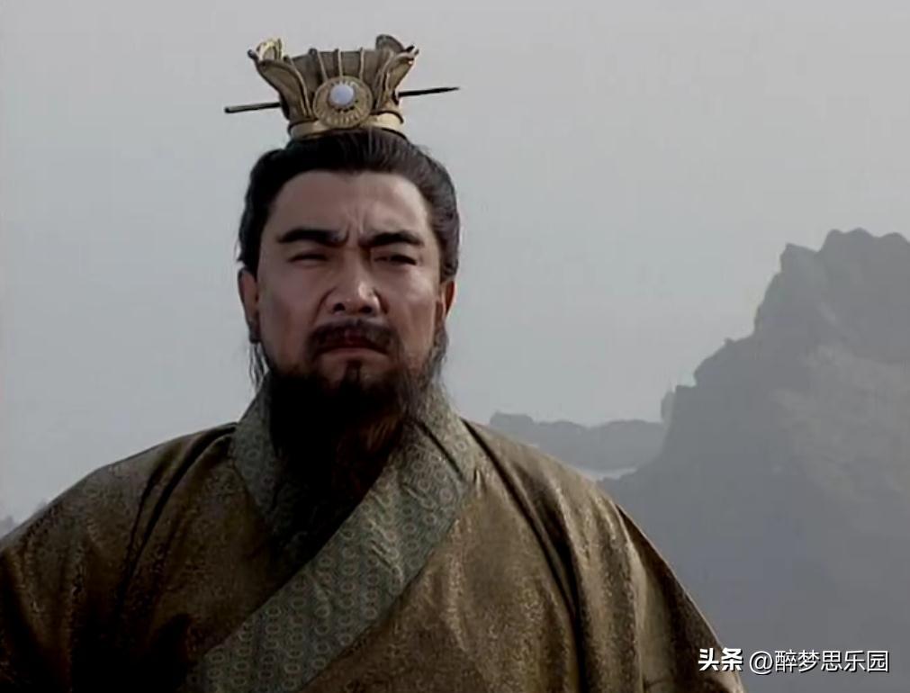 曹操的几个错误。
1、打天下太磨叽，光统一北方用了20多年，这要是给刘邦和李世民