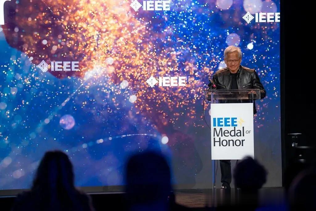 黃仁勛CES回應全場！內存卡GPU脖子，游戲玩家可能只能用舊顯卡了