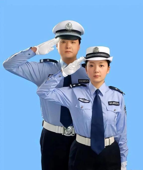 世界上警察数量最多的八个国家，数据还挺有意思的：印度以约210万人位居第一，中国