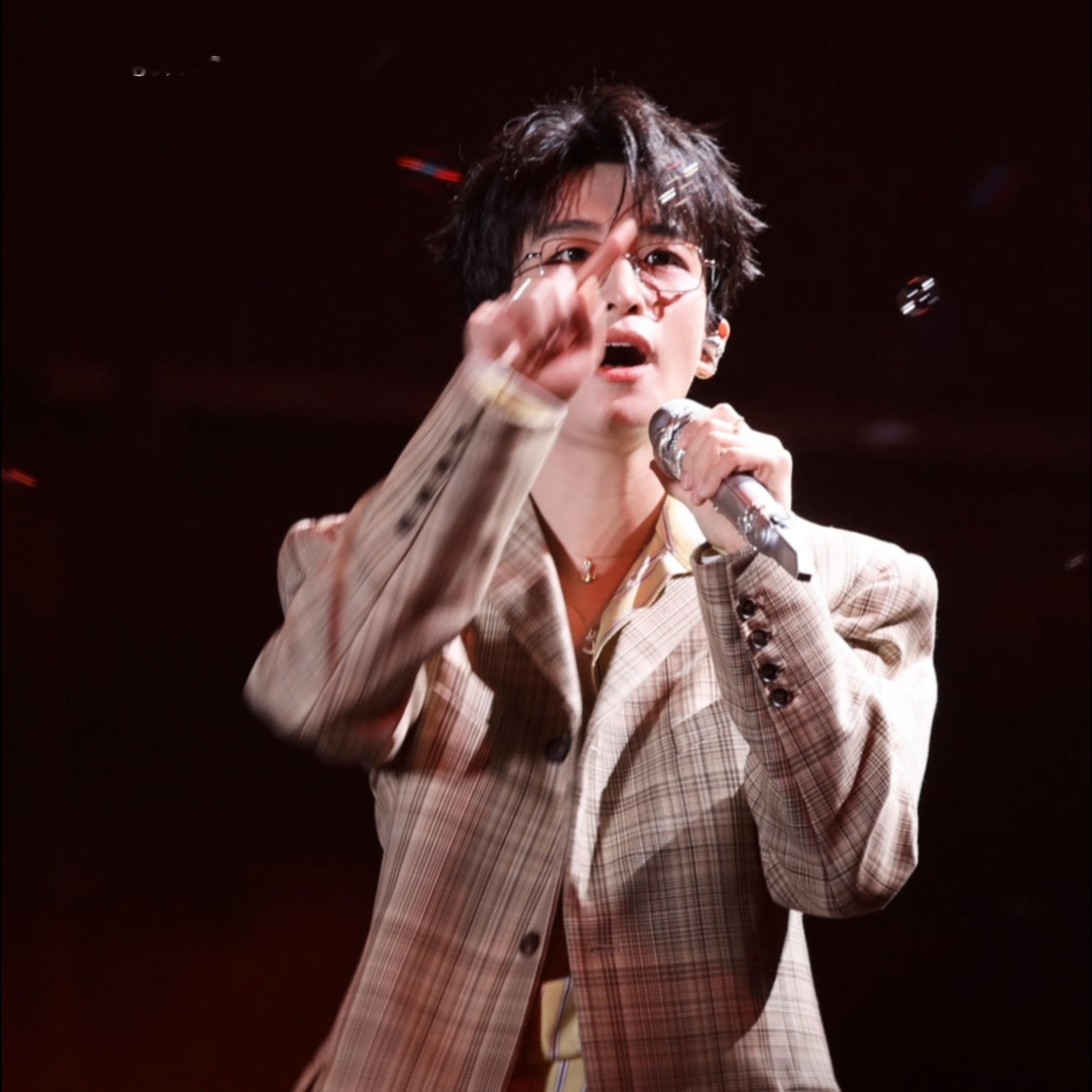深情演唱情绪到了 哎嘿嘿🫧戳一下 哦对对对深情深情 