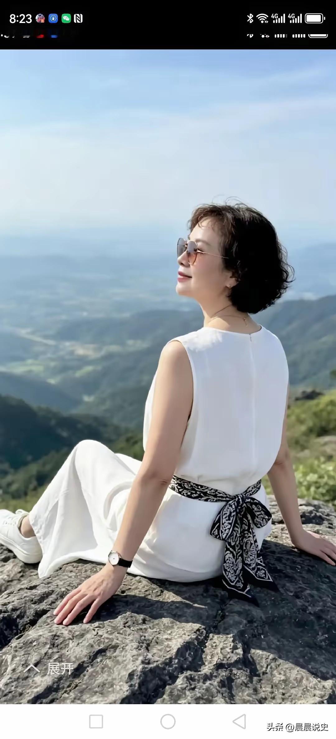 既然儿媳妇不受宠，我也就不宠她了，学她无情无义冷脸相待她。我有养老金不看她脸色活