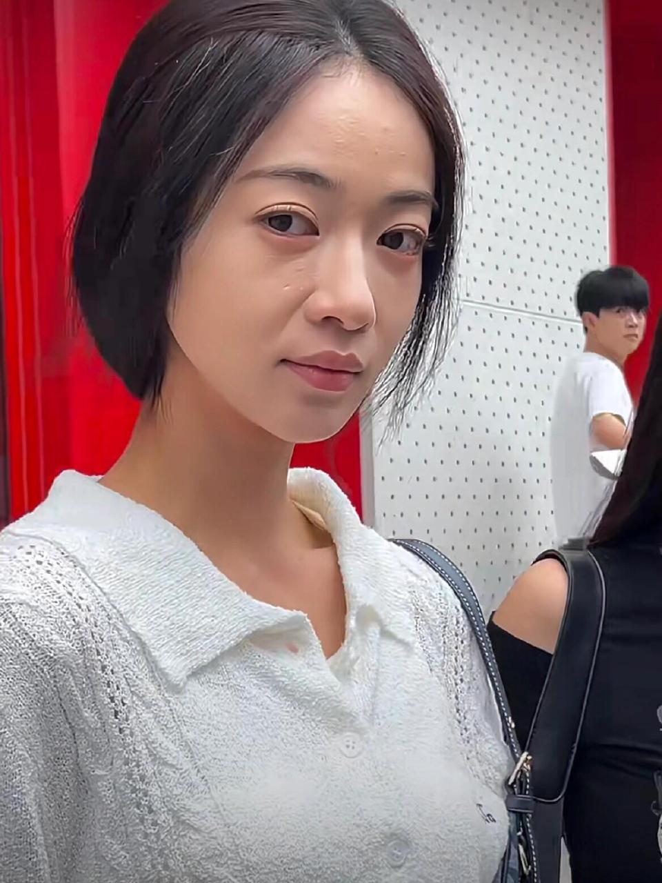 吴谨言生图好真实，有点显成熟啊…… ​​​